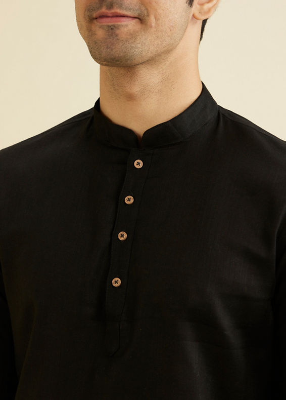 Manyavar Men Elegant Black Cotton Kurta