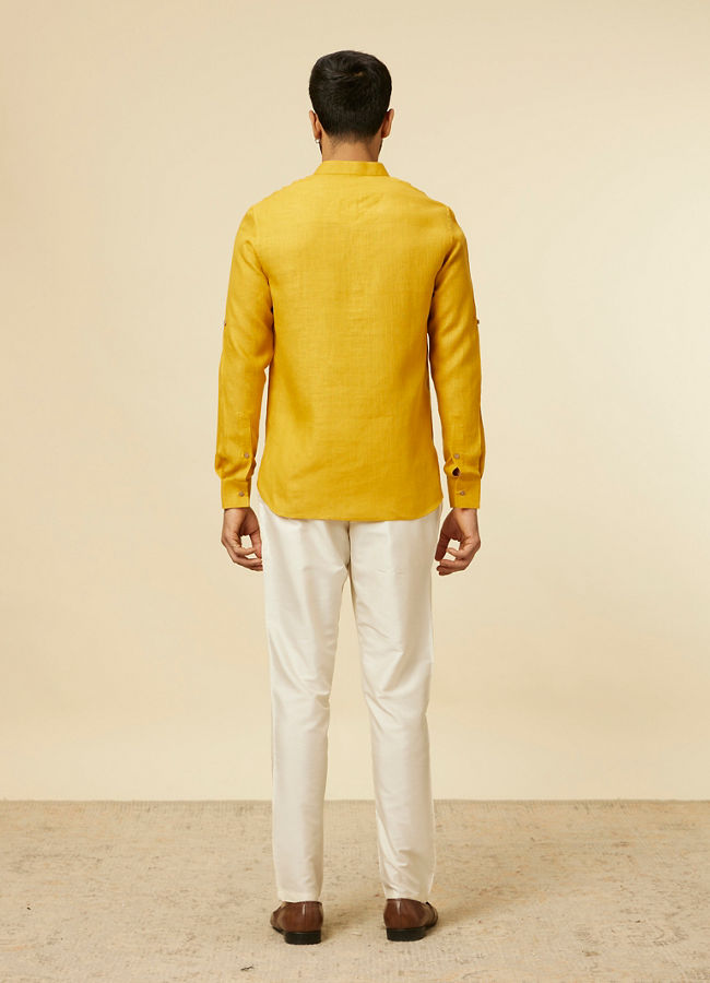 alt message - Manyavar Men Mustard Yellow Classic Short Kurta image number 3