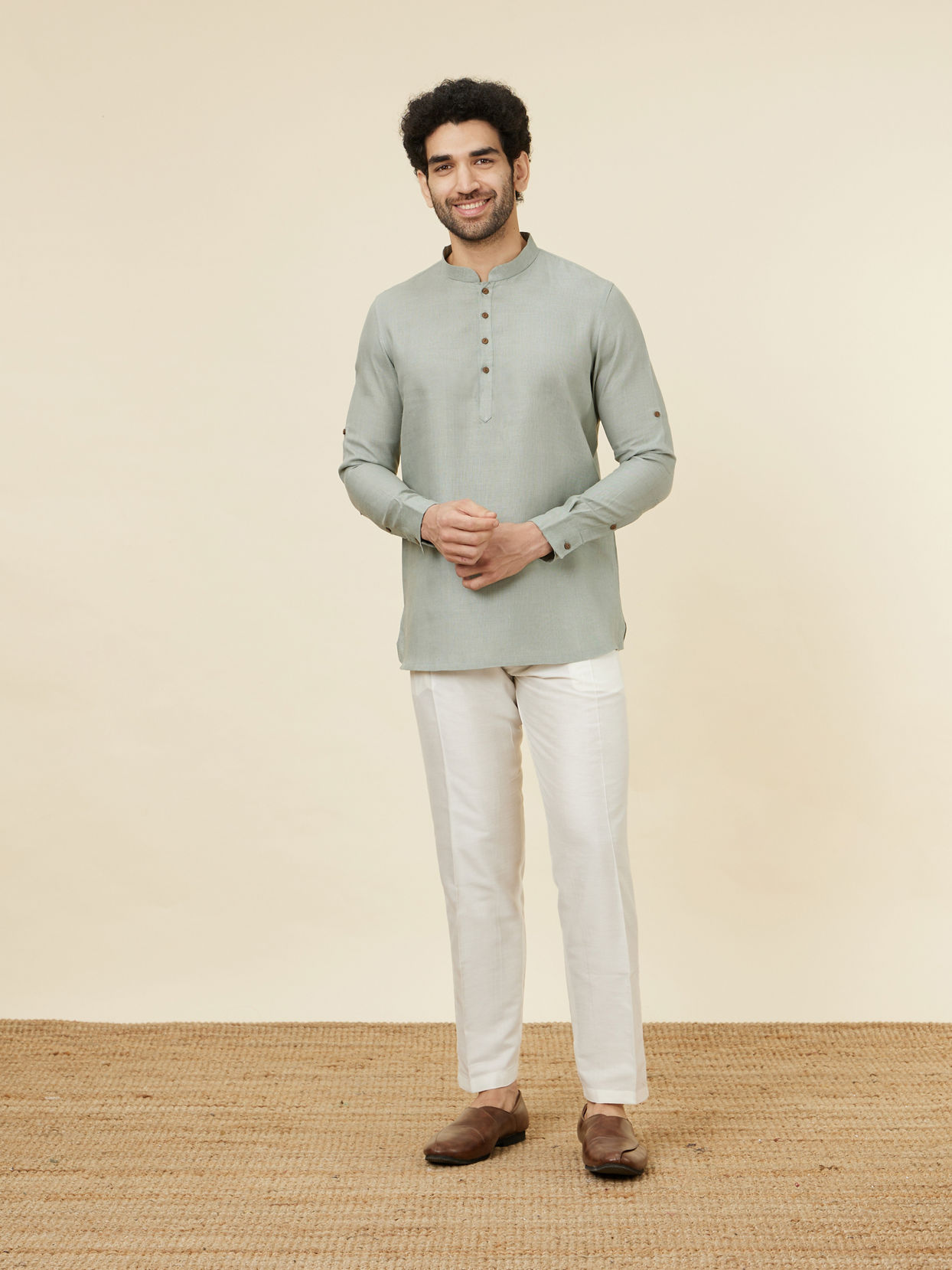 Sage Green Classic Short Kurta image number 2