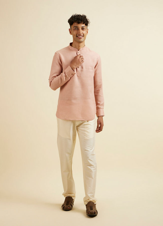 alt message - Manyavar Men Rose Pink Classic Short Kurta image number 2