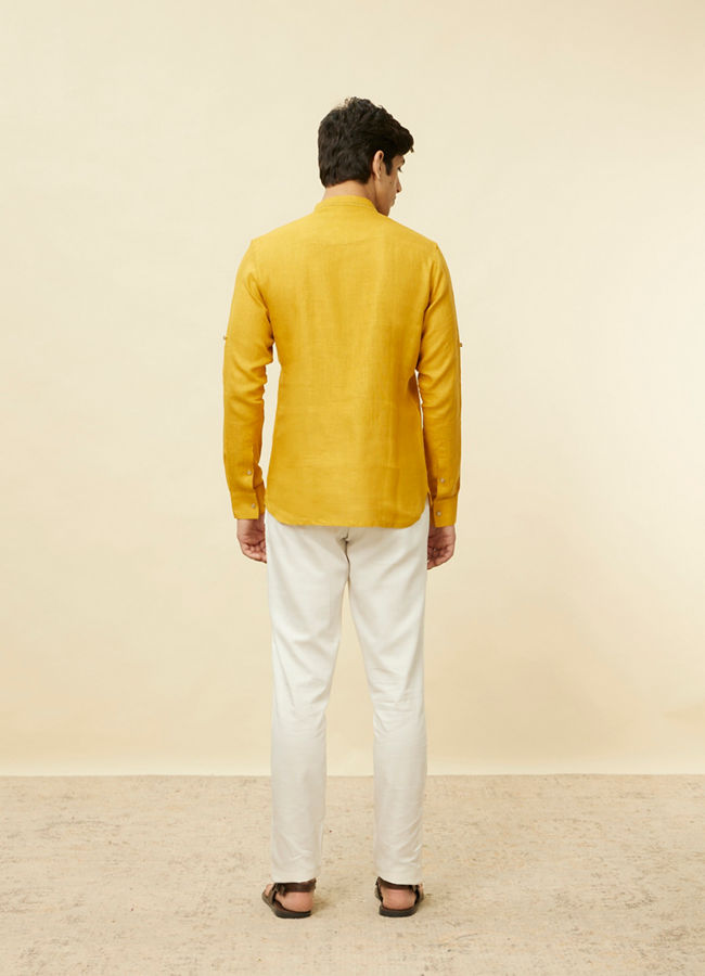 alt message - Manyavar Men Mustard Yellow Embroidered Neckline Short Kurta image number 4