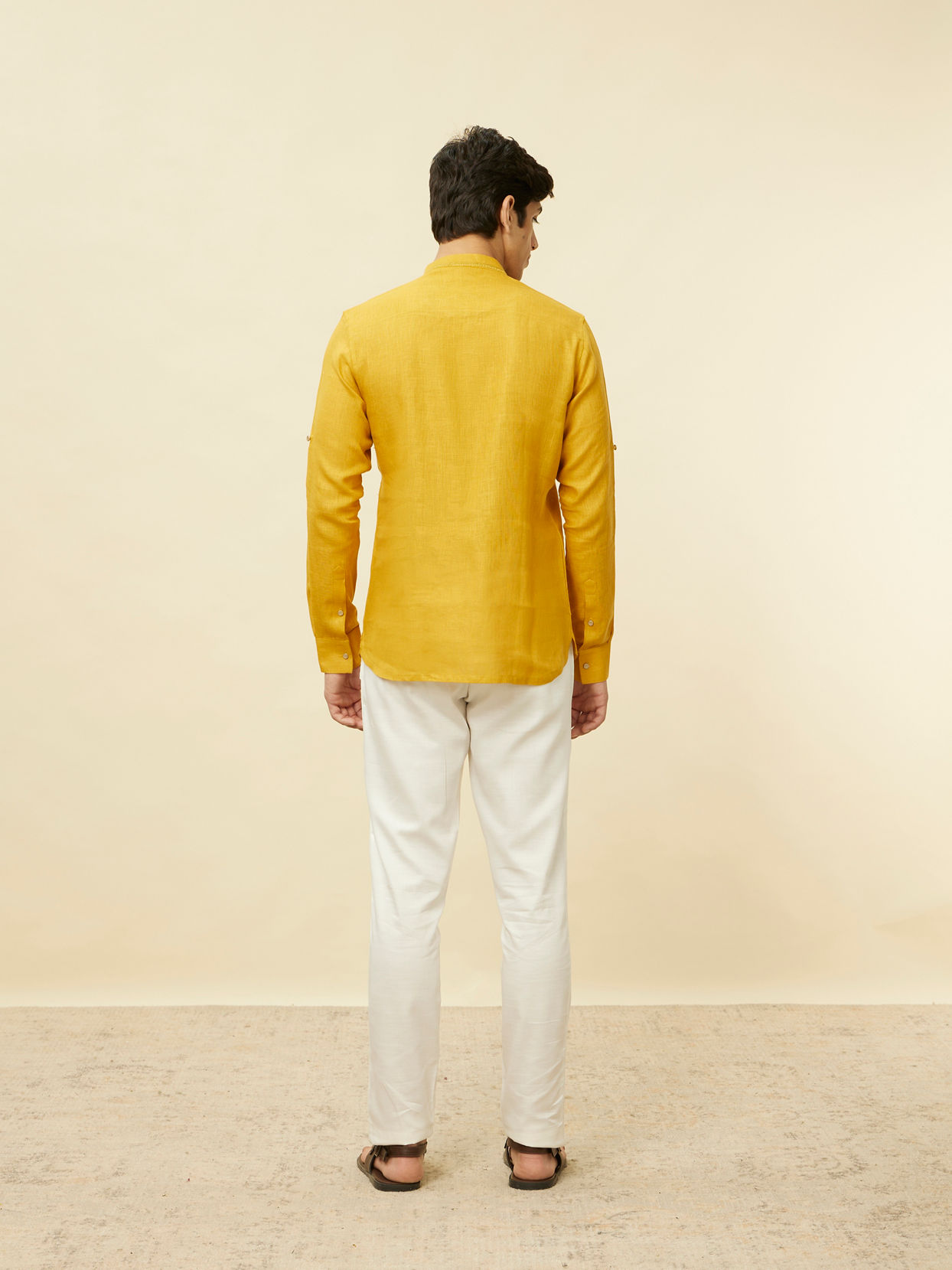 alt message - Manyavar Men Mustard Yellow Embroidered Neckline Short Kurta image number 4