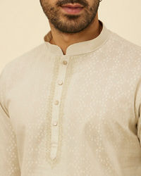 Manyavar Men Pista Green Diamond Patterned Short Kurta