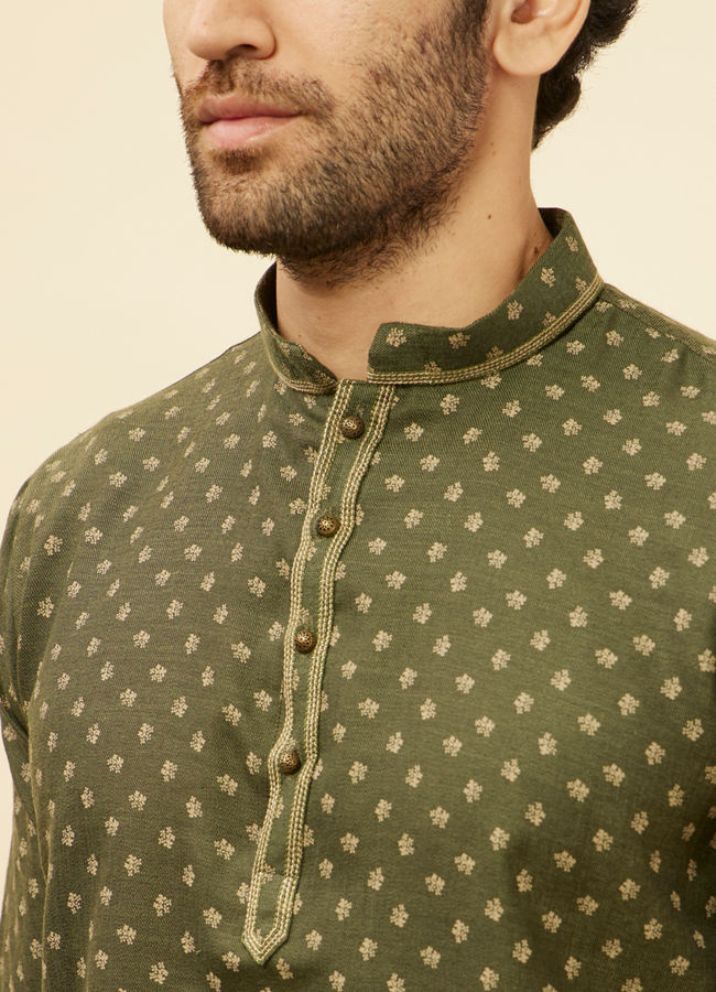 alt message - Manyavar Men Hunter Green Floral Printed Short Kurta image number 1