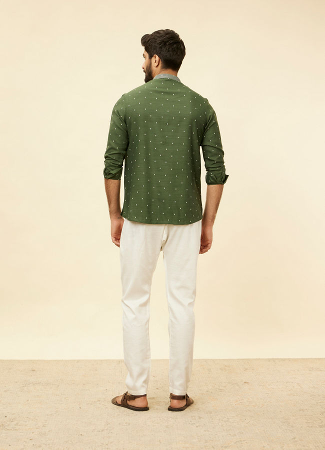 Manyavar Men Green Foil Print Zari Embroidered Kurta
