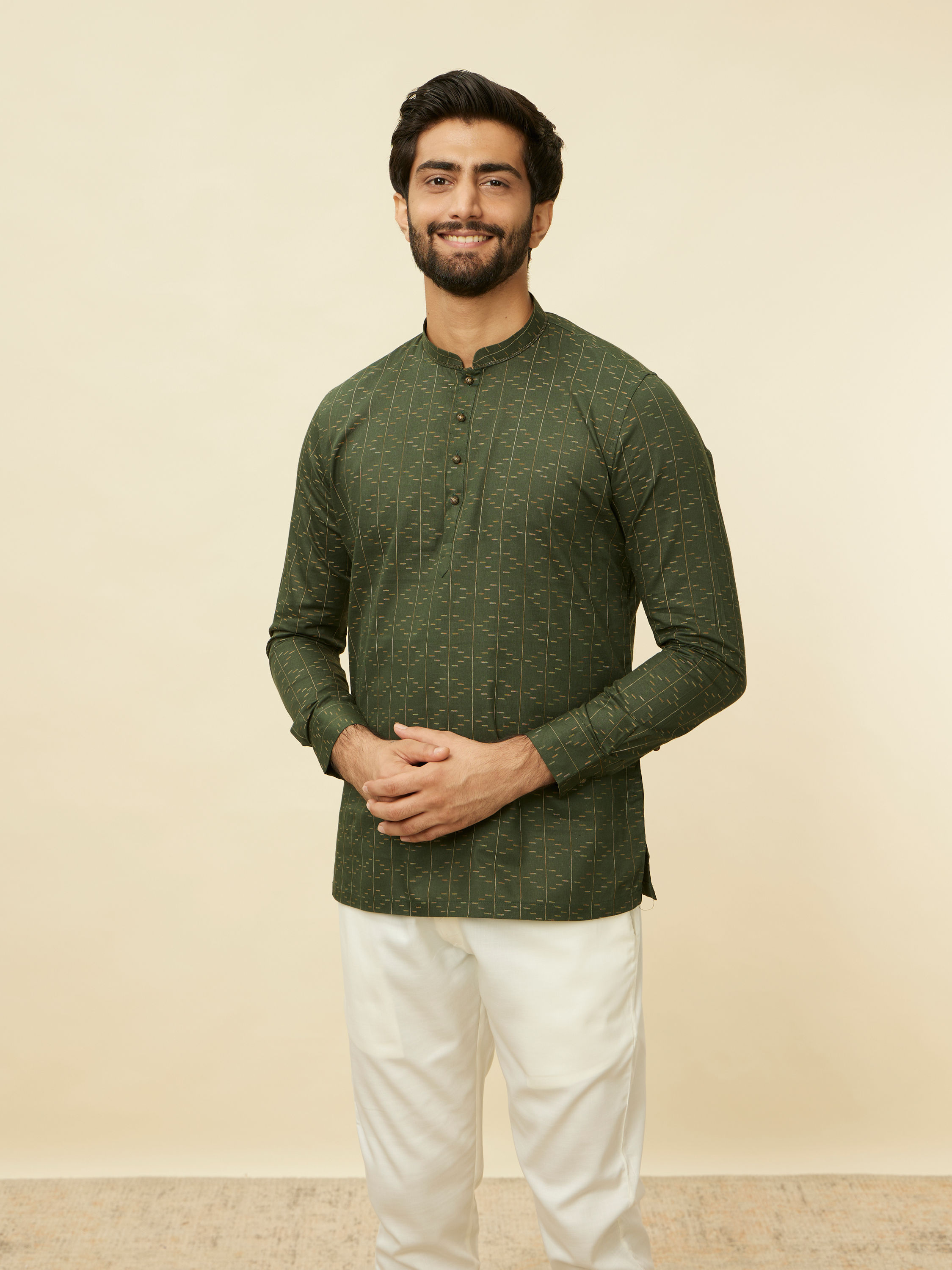 Manyavar Men Kale Green Linear Patterned Short Kurta