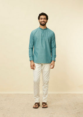 alt message - Manyavar Men Teal Green Grid Patterned Short Kurta image number 2