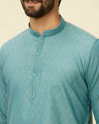 Manyavar Men Teal Green Grid Patterned Short Kurta