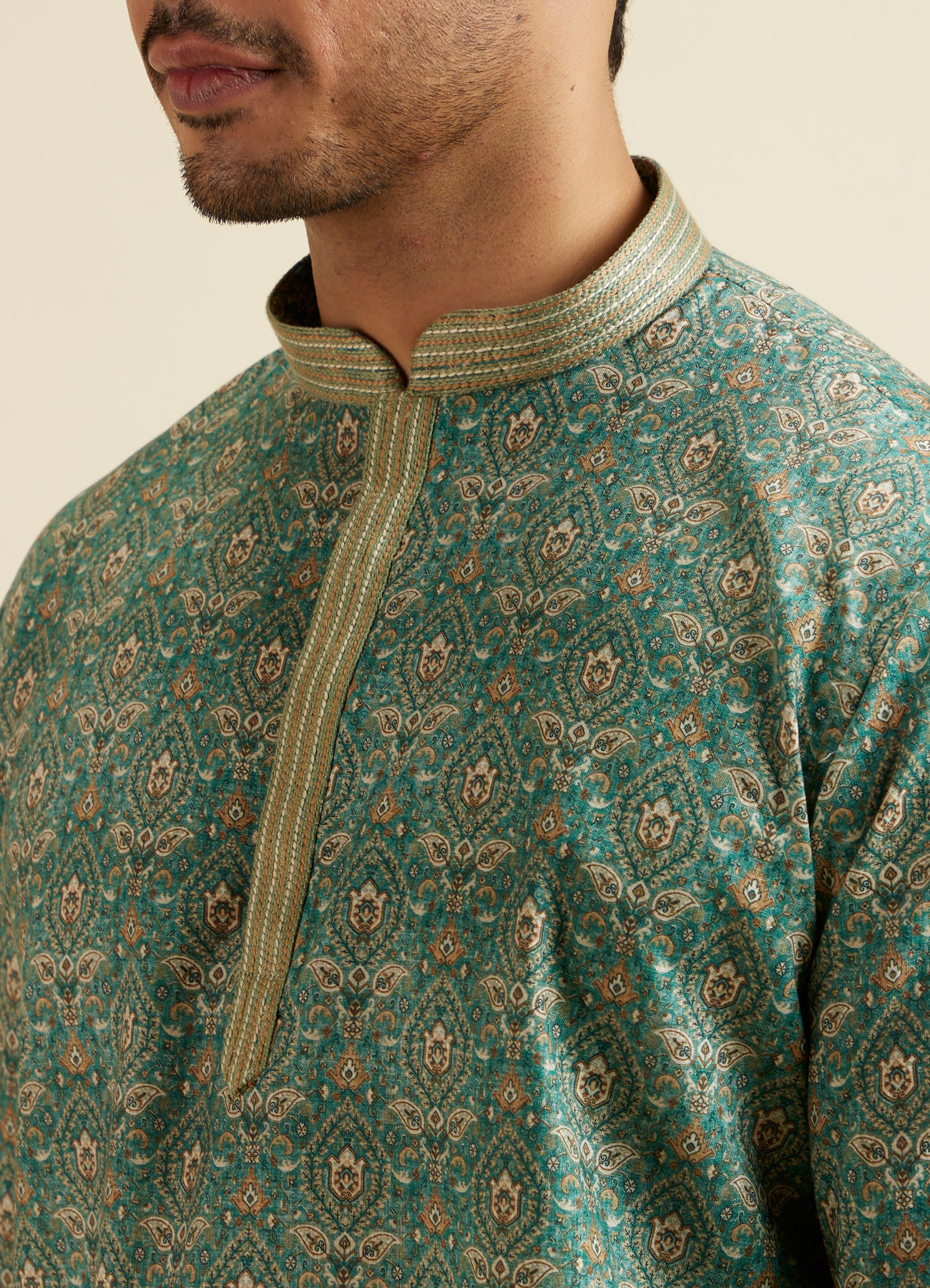 Manyavar Men Light Mid Green Medallion Print Short Kurta