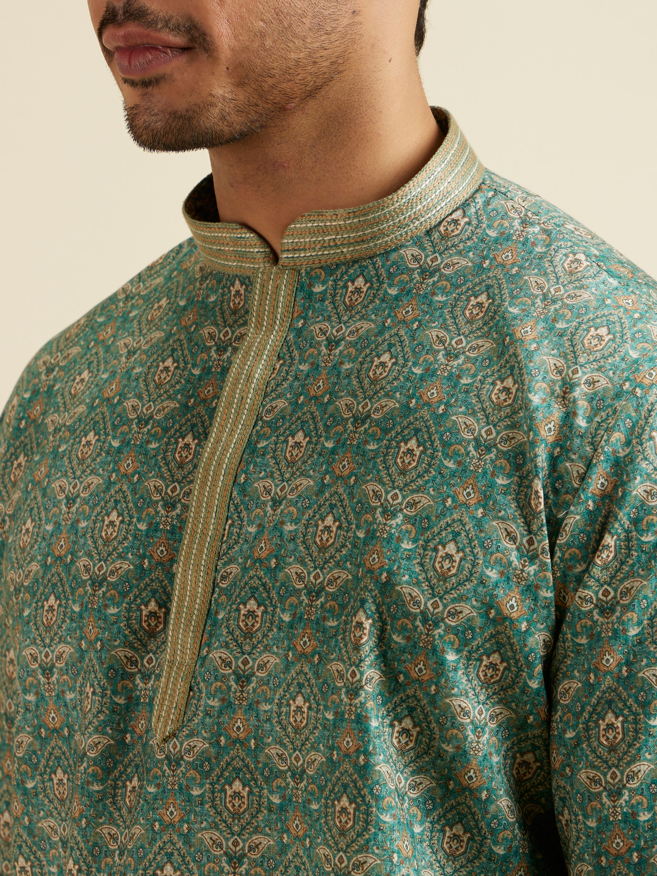 Manyavar Men Light Mid Green Medallion Print Short Kurta