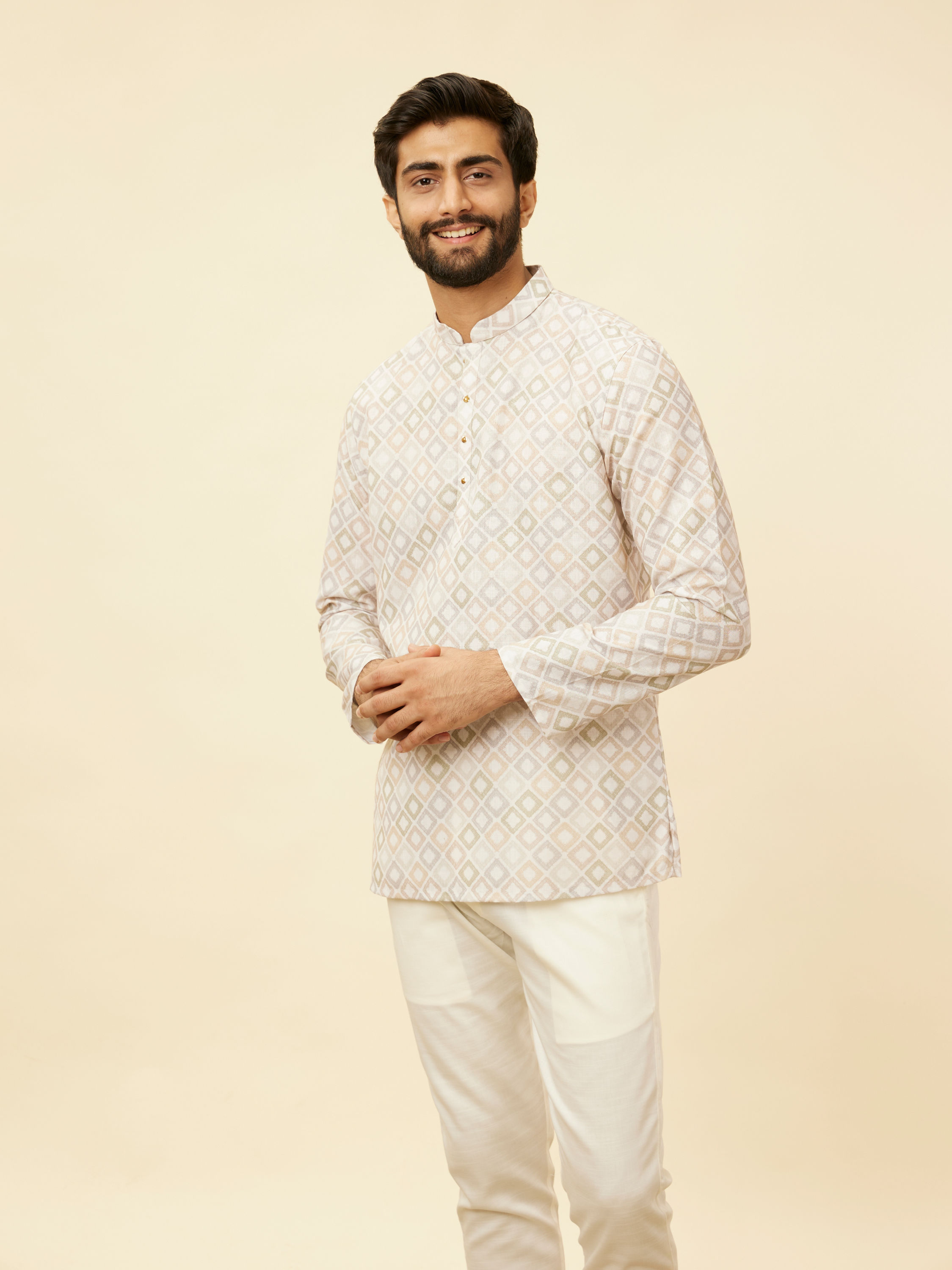 Manyavar Men Hunter Green Buta Patterned Short Kurta