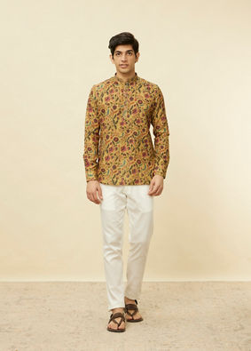 alt message - Manyavar Men Sepia Yellow Bel Buti Printed Short Kurta image number 2