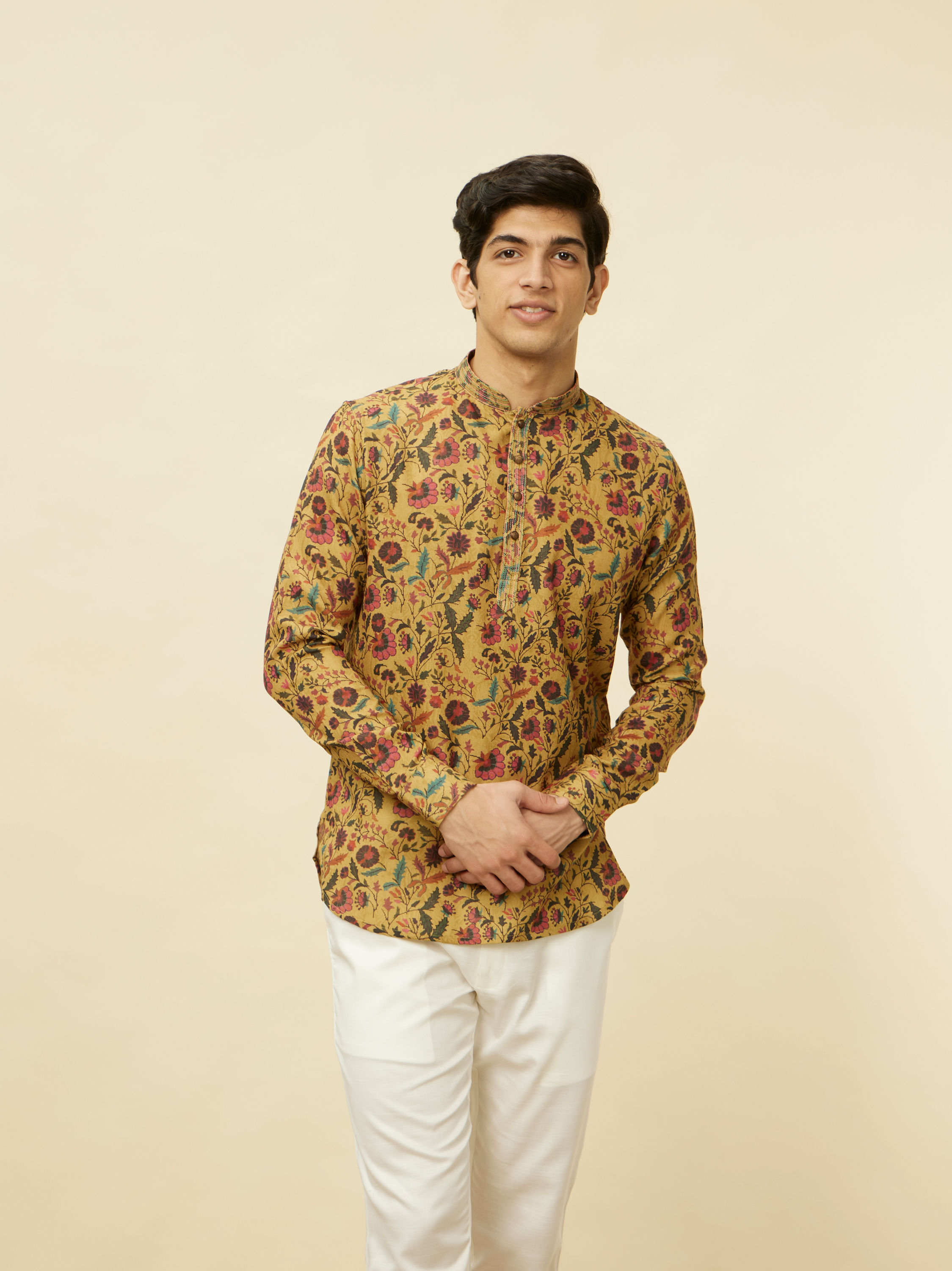 Manyavar Men Sepia Yellow Bel Buti Printed Short Kurta