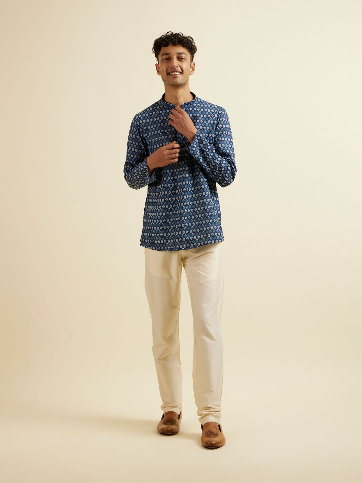 Manyavar Men Dark Blue Floral Buta Printed Short Kurta