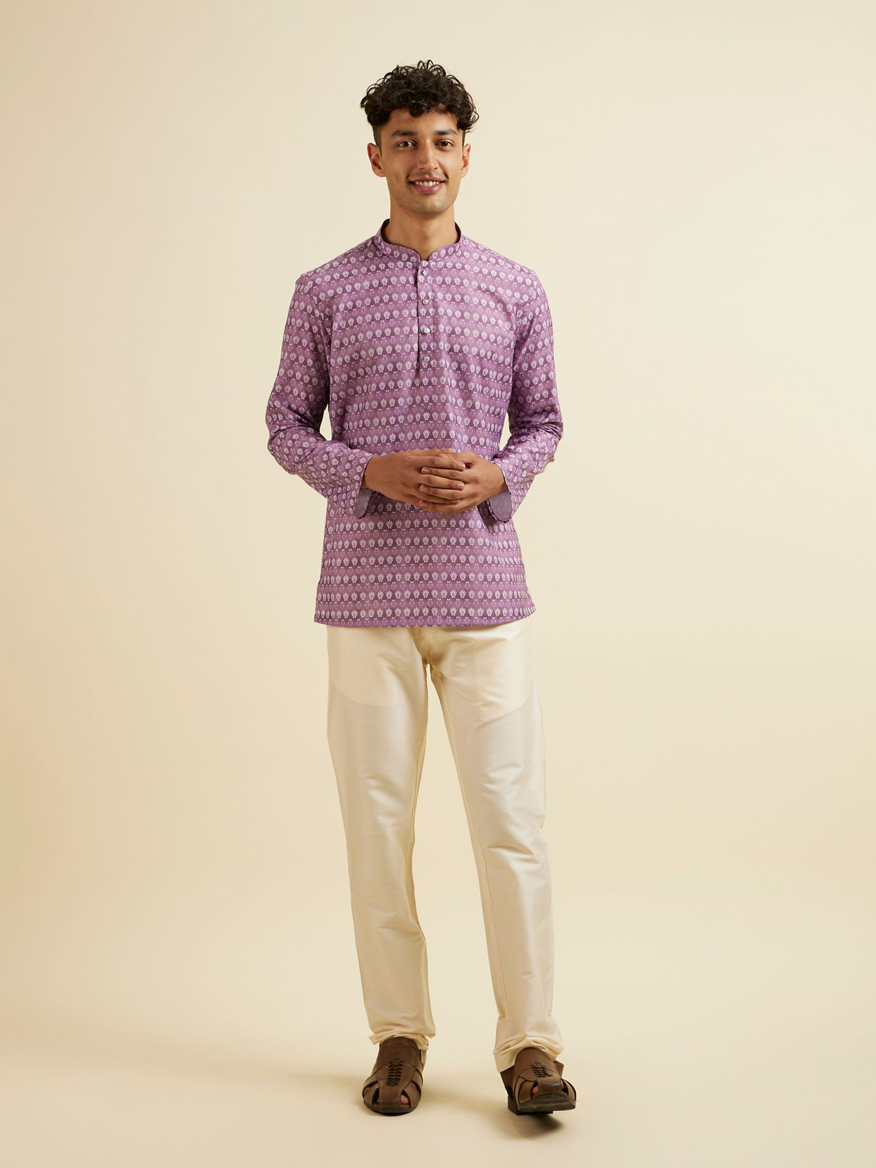 alt message - Manyavar Men Lilac Floral Buta Printed Short Kurta image number 2