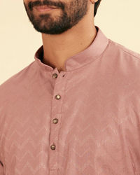Manyavar Men Dusty Pink Chevron Patterned Short Kurta