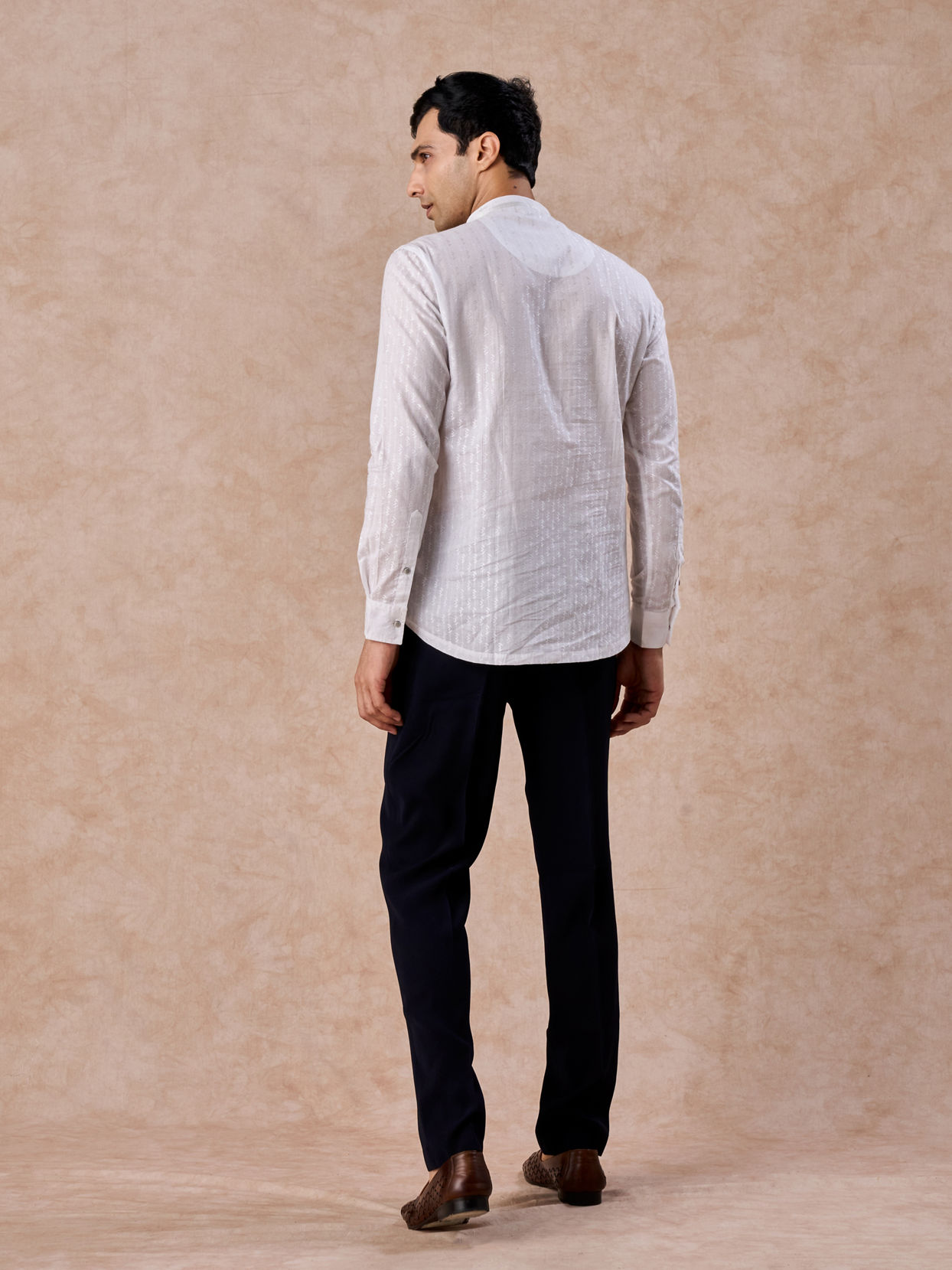 Manyavar Men Elegant Woven White Short Kurta