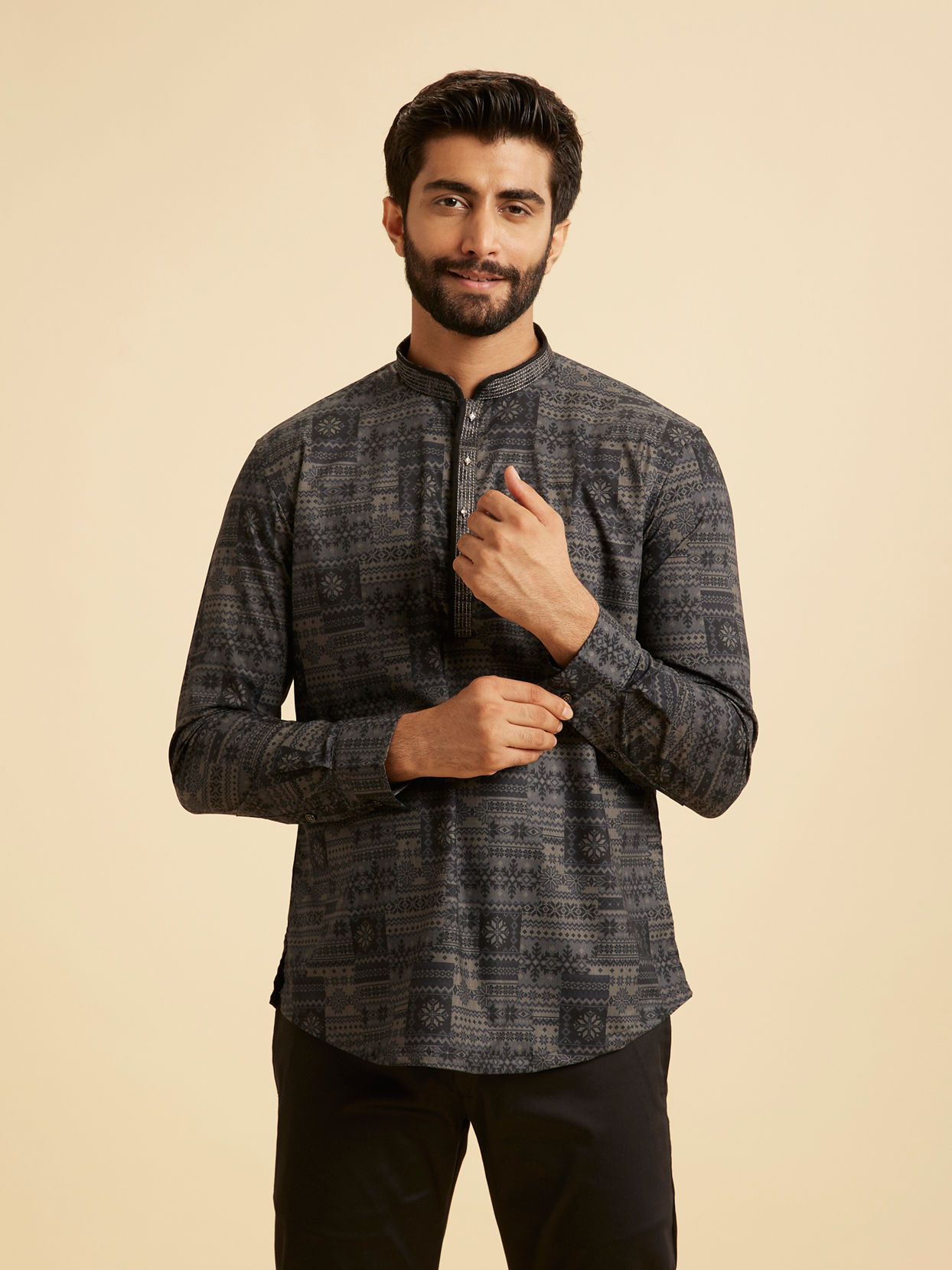 Manyavar Men Charcoal Radiance Short Kurta