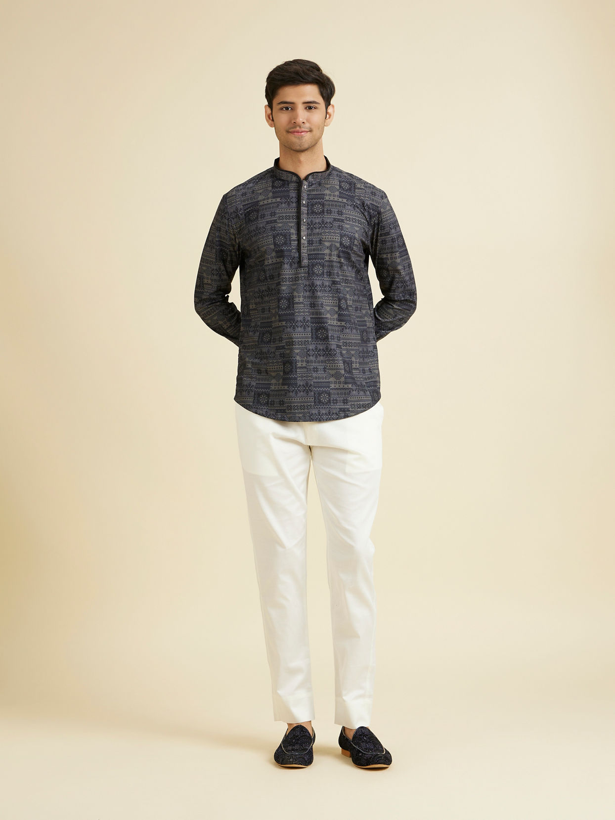 Manyavar Men Charcoal Radiance Short Kurta