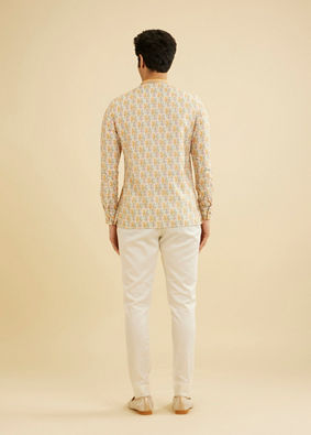 Manyavar Men Soft Beige Paisley Printed Short Kurta with Striped Neckline image number 3