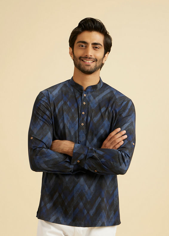 Manyavar Men Elegant Dark Blue Spandex Kurta