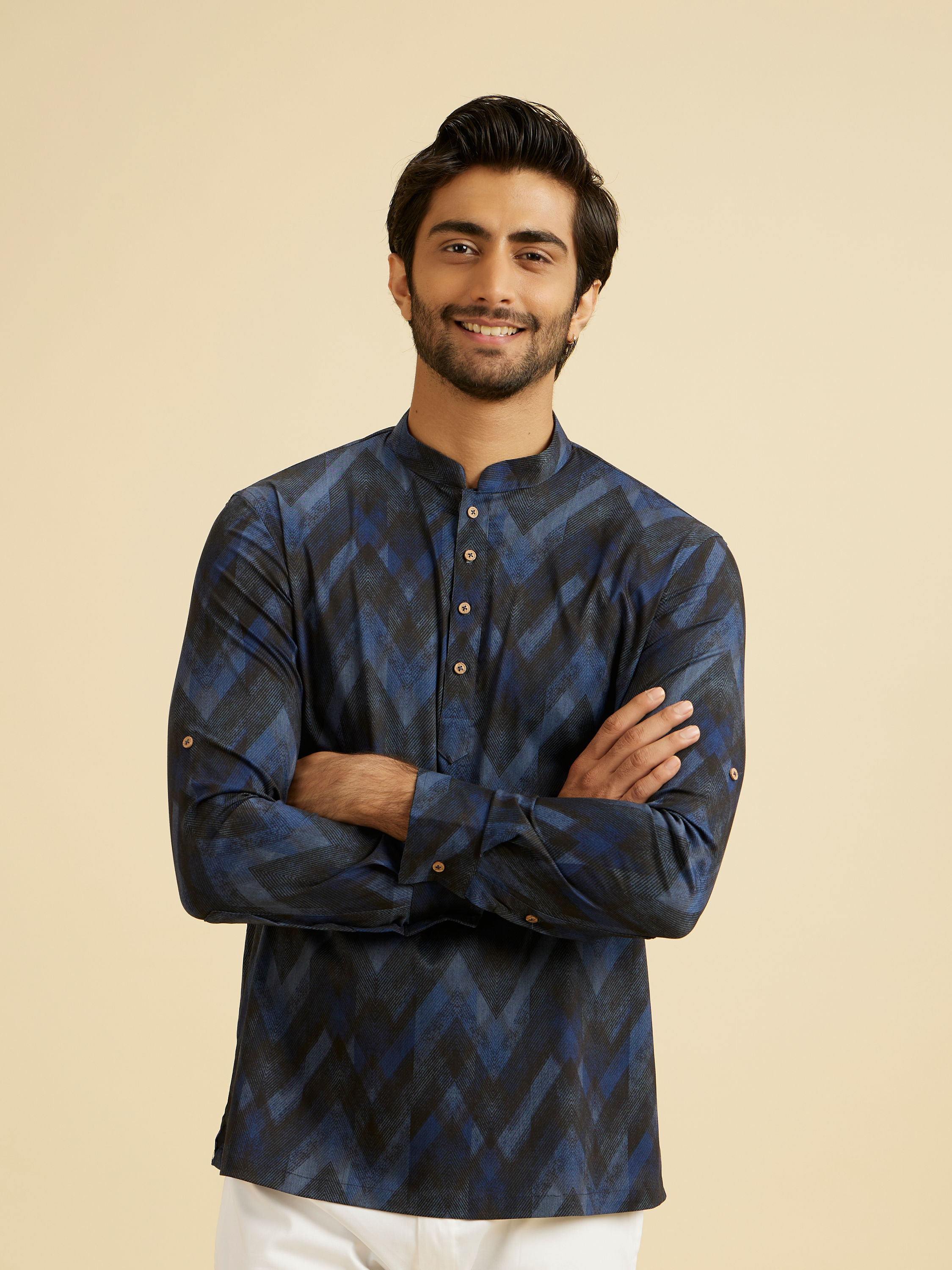 Manyavar Men Elegant Dark Blue Spandex Kurta