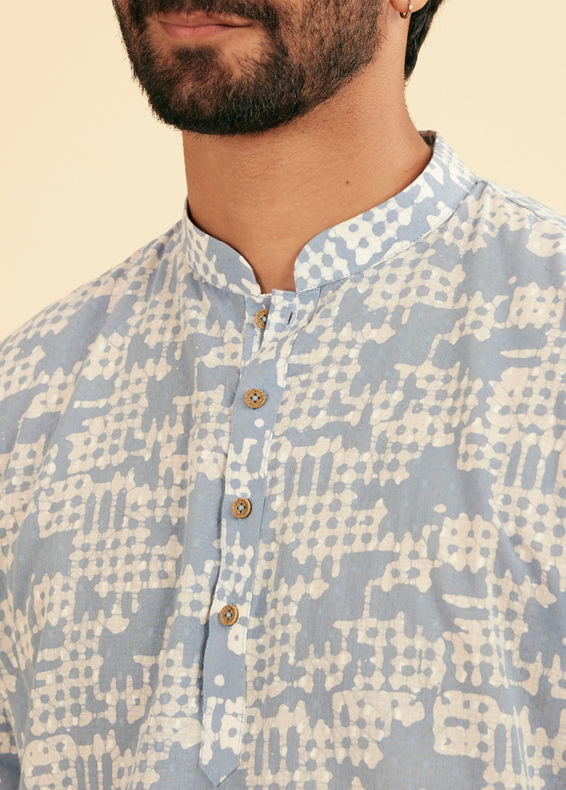 Manyavar Men Light Blue Enchantment Cotton Kurta