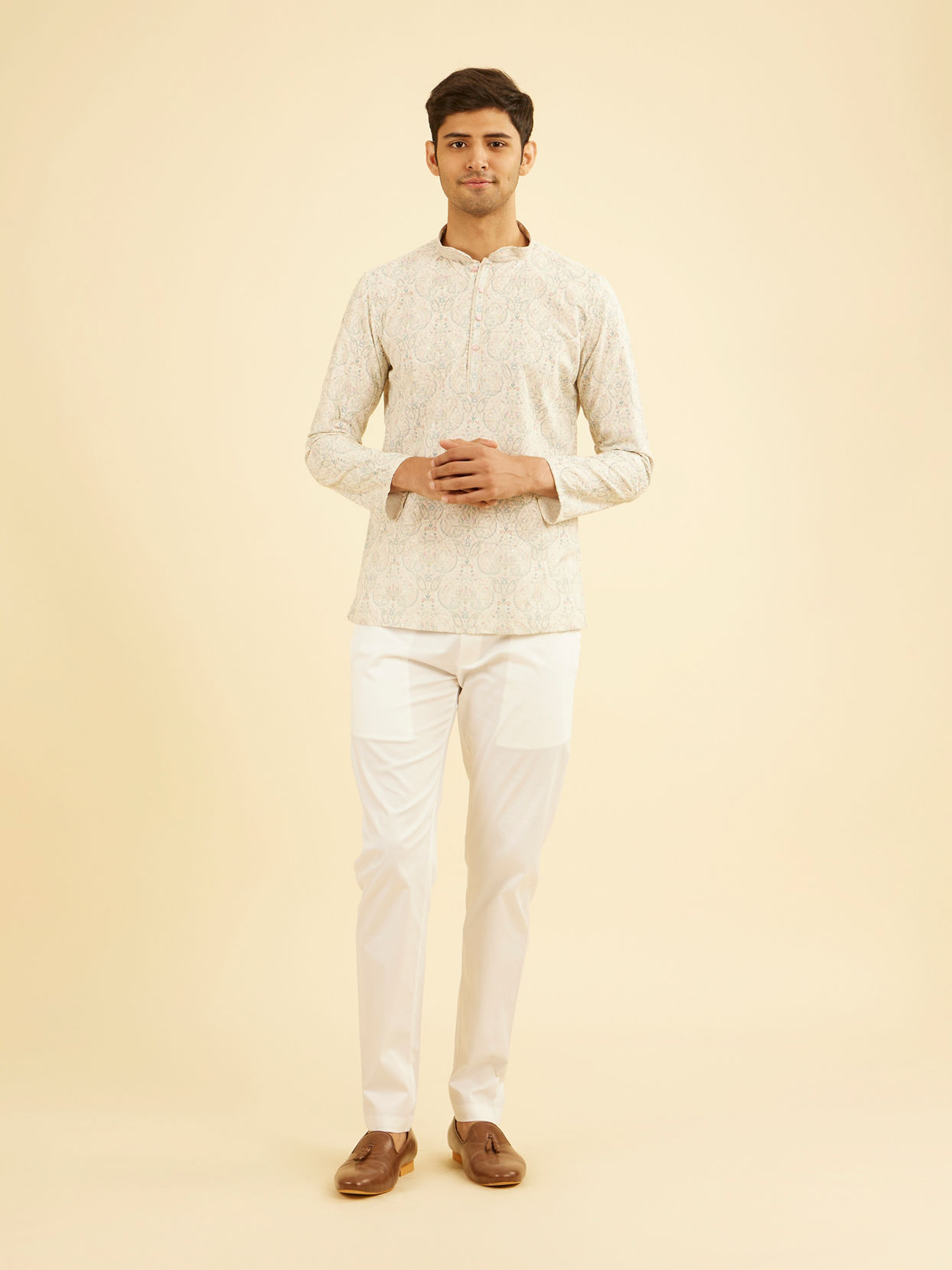 Manyavar Men Pista Green Paisley Embroidered Short Kurta with Sequin Work