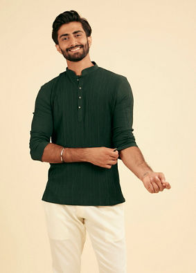 Manyavar Men Emerald Allure Short Kurta