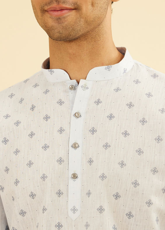 Manyavar Men Azure Elegance Short Kurta