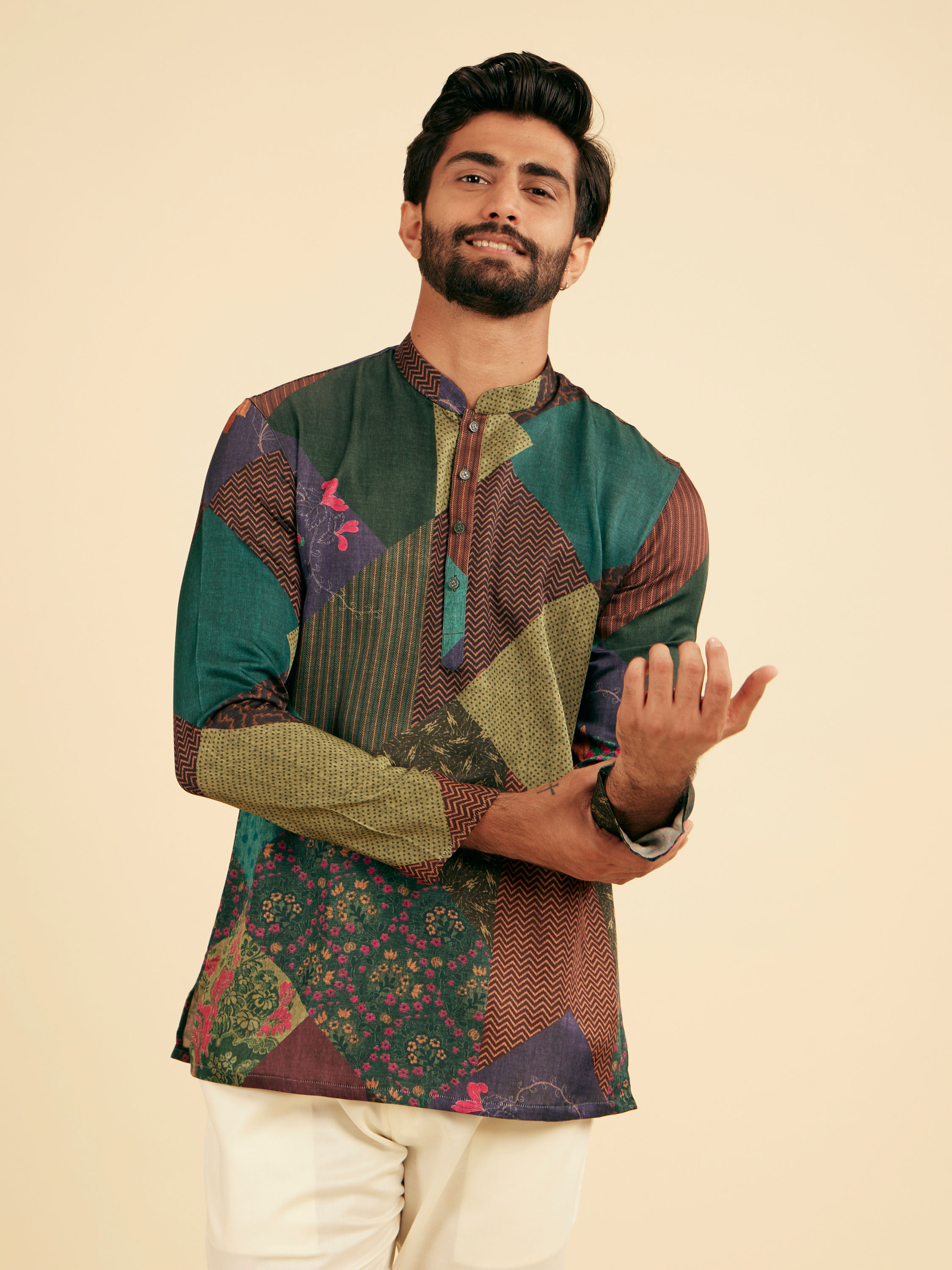 Manyavar Men Lush Green Satin Short Kurta