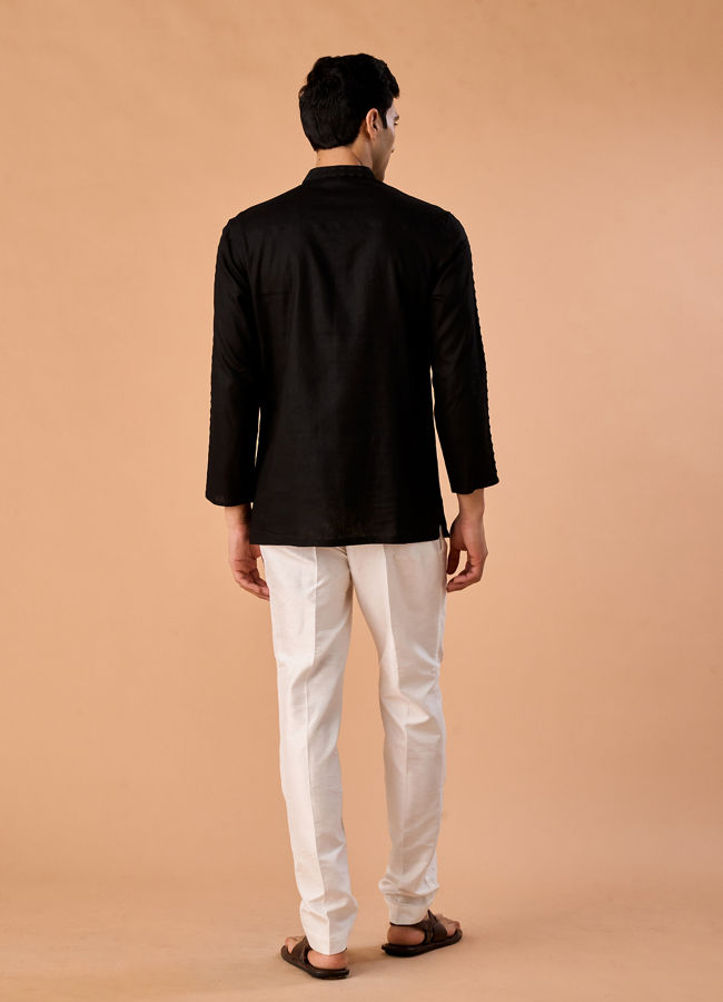 Manyavar Men Elegant Black Linen Short Kurta