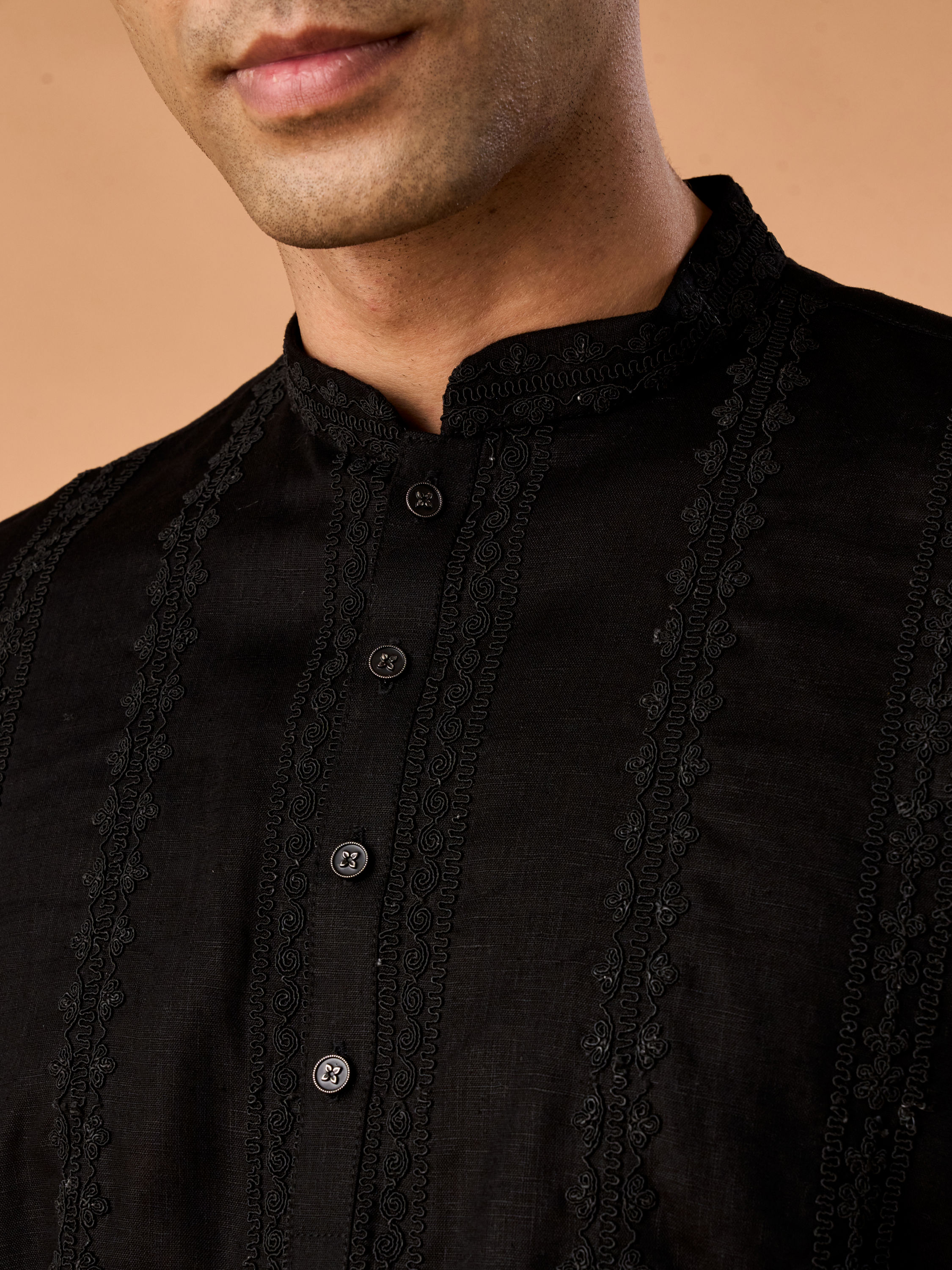 Manyavar Men Elegant Black Linen Short Kurta