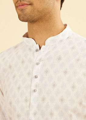 Manyavar Men White Cotton Short Kurta Elegance