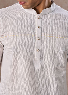 Manyavar Men Classic White Short Kurta