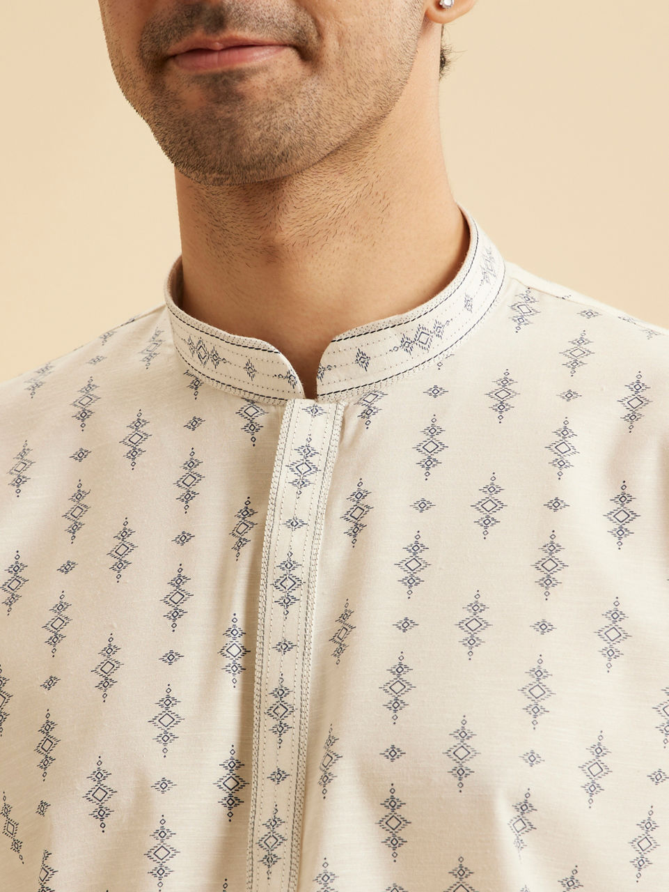 Manyavar Men White Bliss Short Kurta