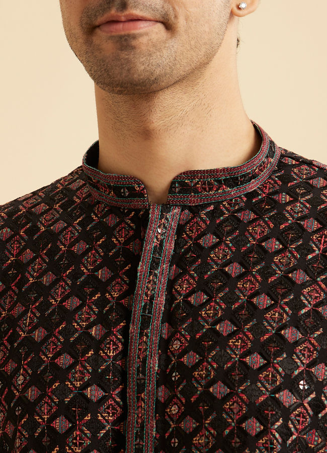 Manyavar Men Elegant Black Viscose Short Kurta