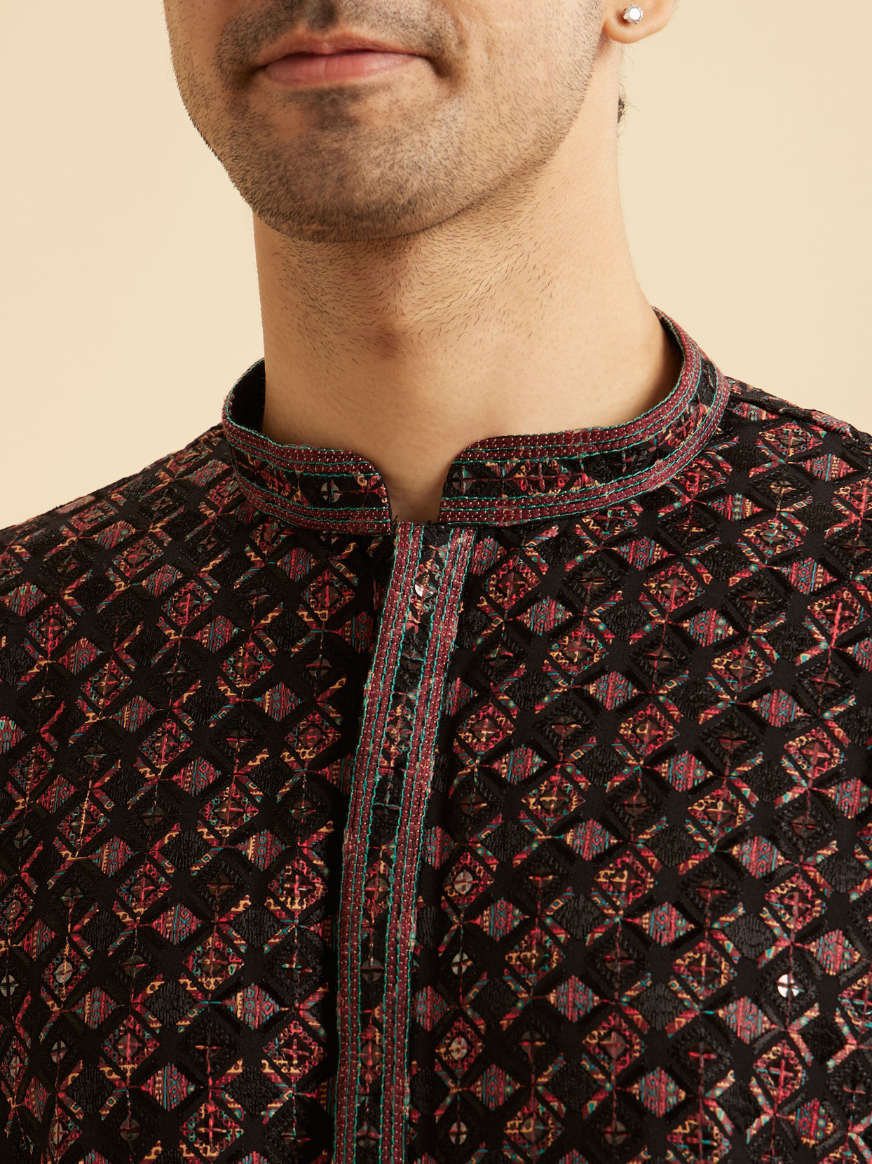 Manyavar Men Elegant Black Viscose Short Kurta