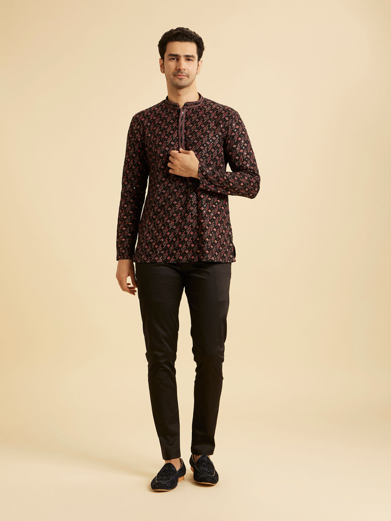 Manyavar Men Elegant Black Viscose Short Kurta