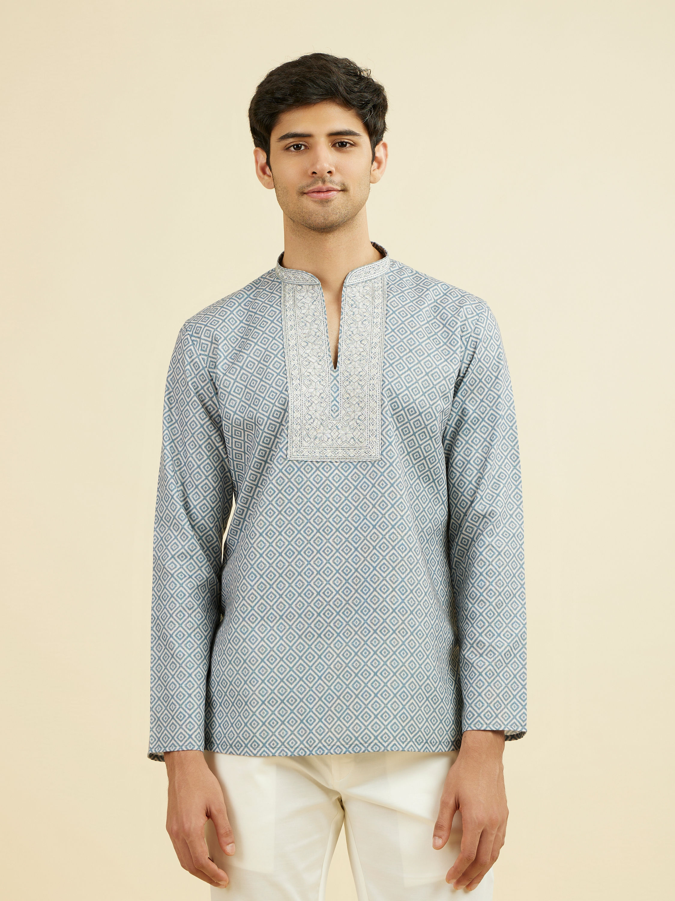 Manyavar Men Greyish Blue Short Kurta
