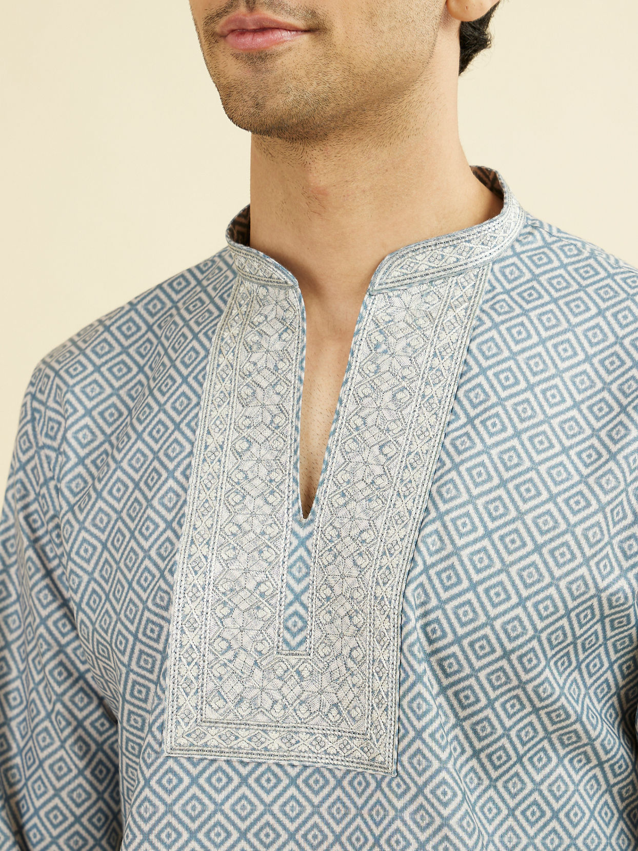 Manyavar Men Greyish Blue Short Kurta