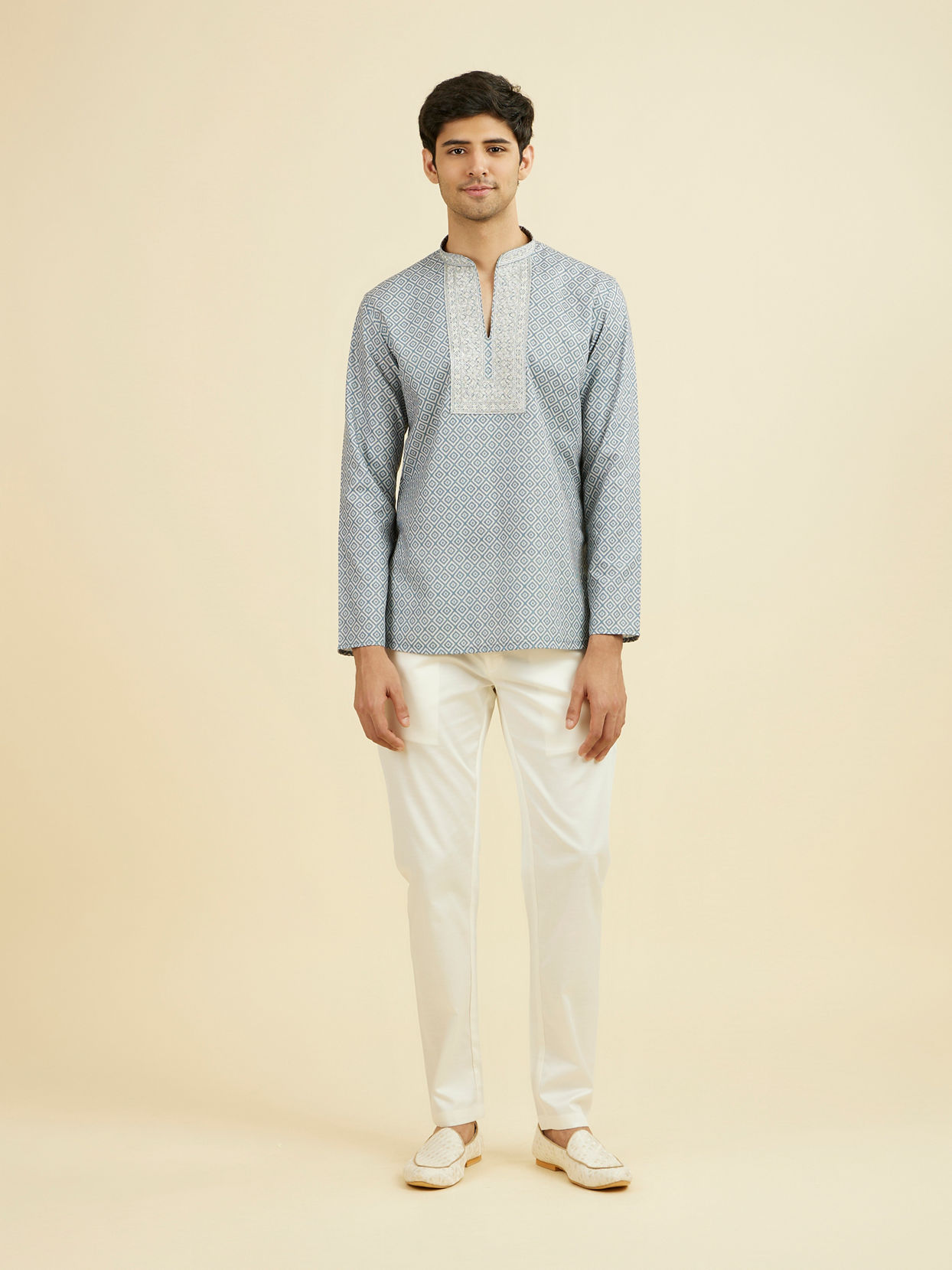 Manyavar Men Greyish Blue Short Kurta
