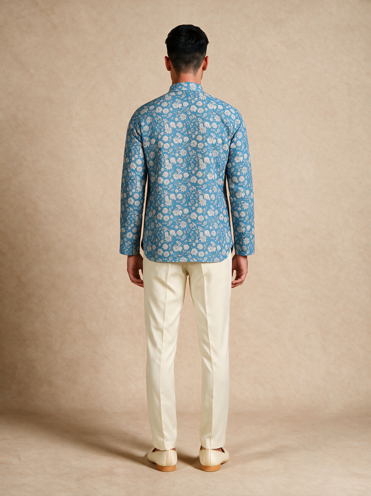 Manyavar Men Blue Blended Cotton Short Kurta with Floral Print