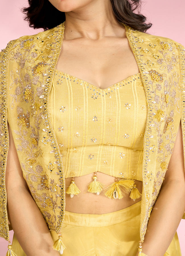 Mohey Women Exquisite Green Indo Western Set