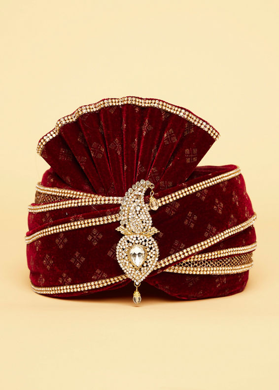 Manyavar Men Chilli Pepper Red Gold Embellished Safa