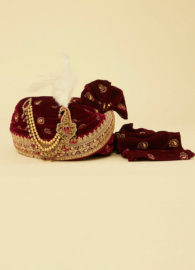 Royal Maroon Paisley Motif Safa image number 2