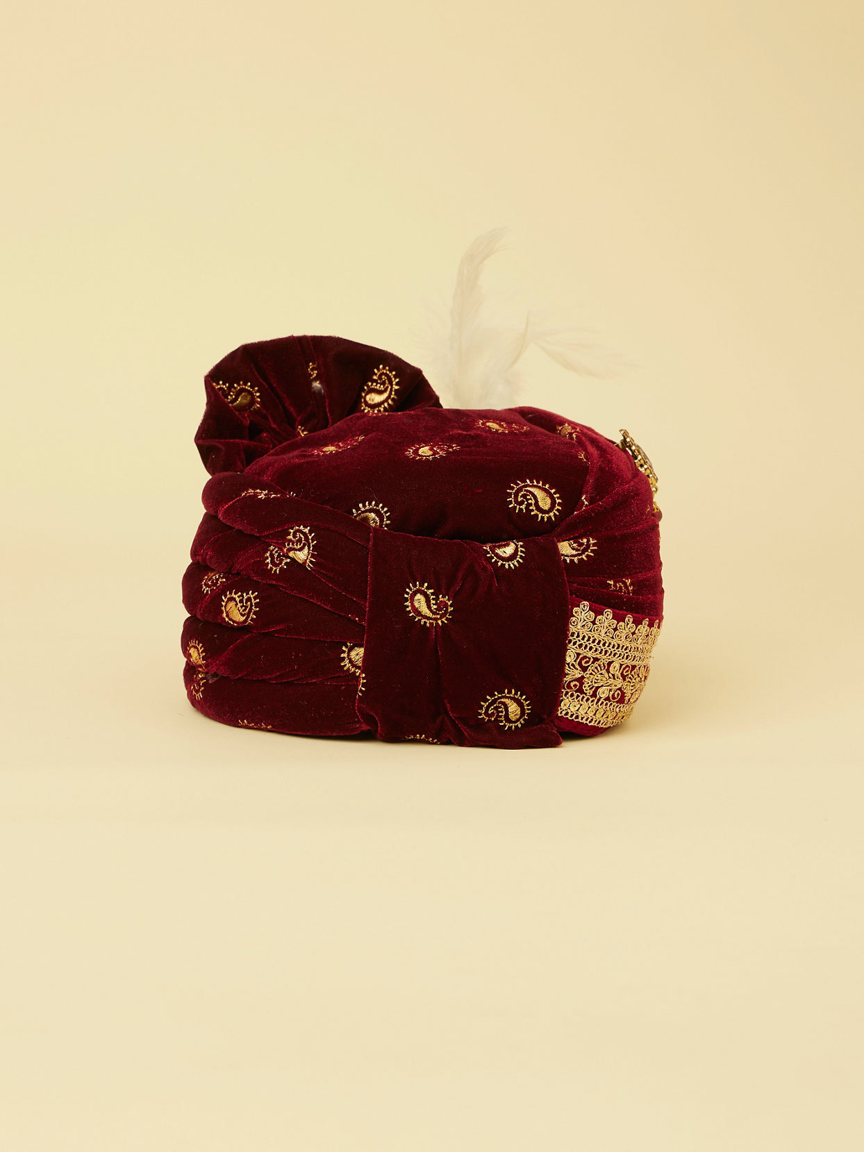 Royal Maroon Paisley Motif Safa image number 3