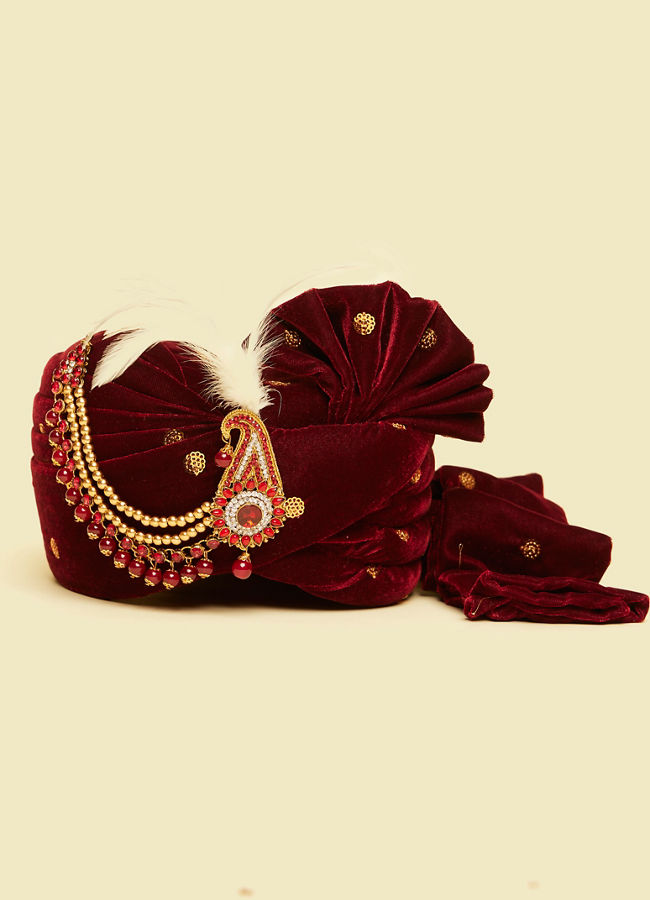 Classic Maroon Filigree Embellished Safa with Feather Trim Kalgi image number 2