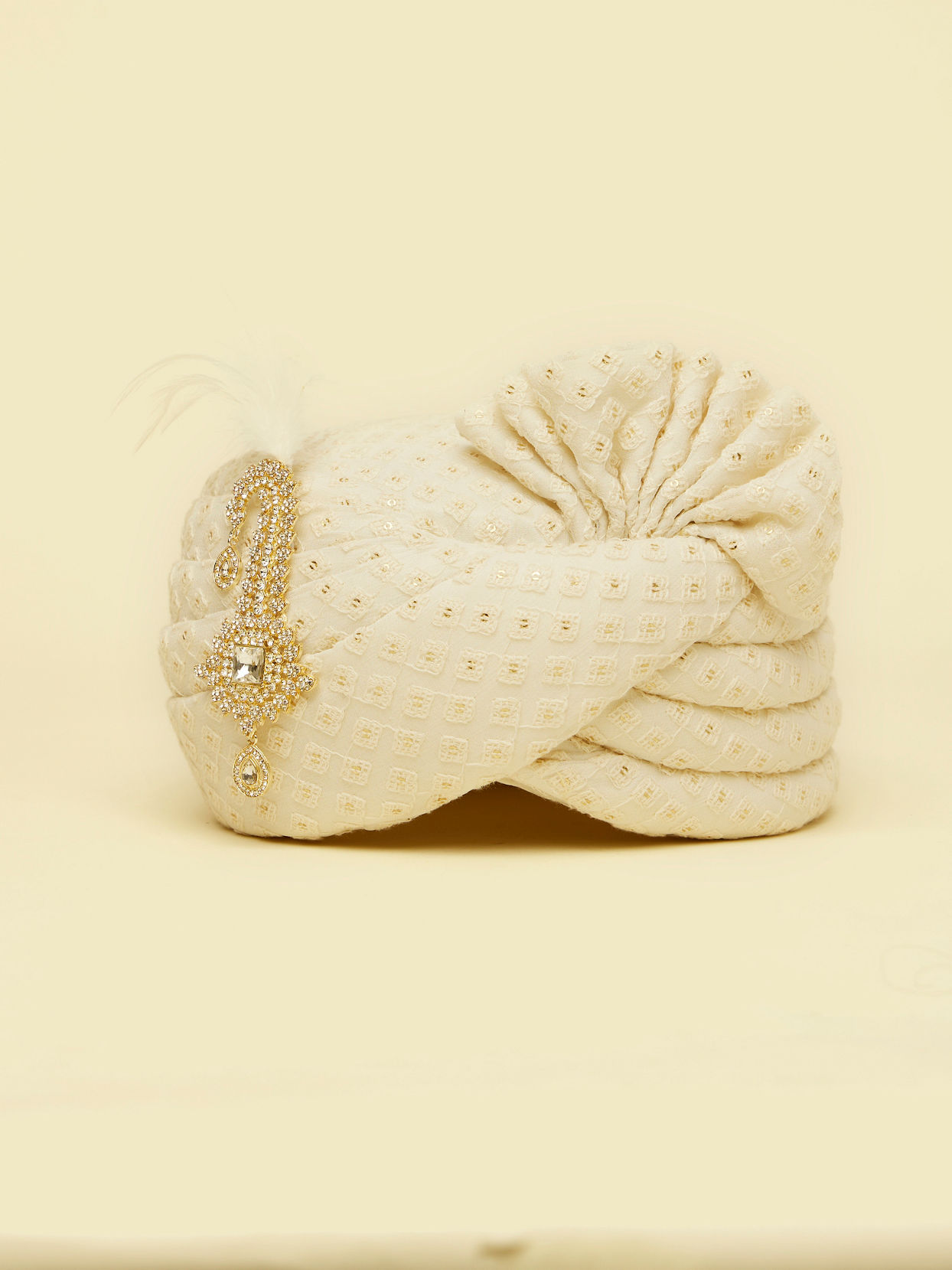 Manyavar Men Cream Chikankari Safa with Brooch