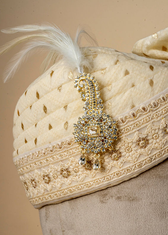 Manyavar Men Royal Satin Safa with Brooch